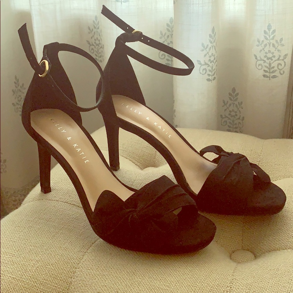 Black heels
